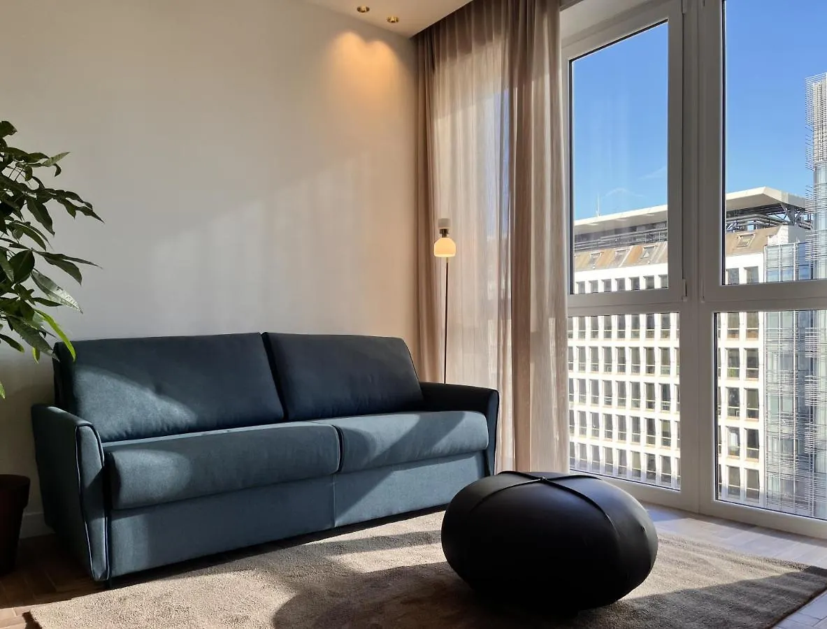 Yls Luxury Suites Milano 0*,